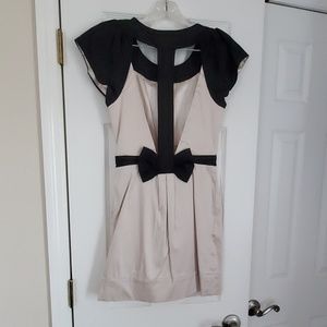 FRENCH CONNECTION WENDY DRESS Size 4 Never Worn!